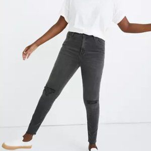 Madewell Curvy High-Rise Skinny in Black Sea